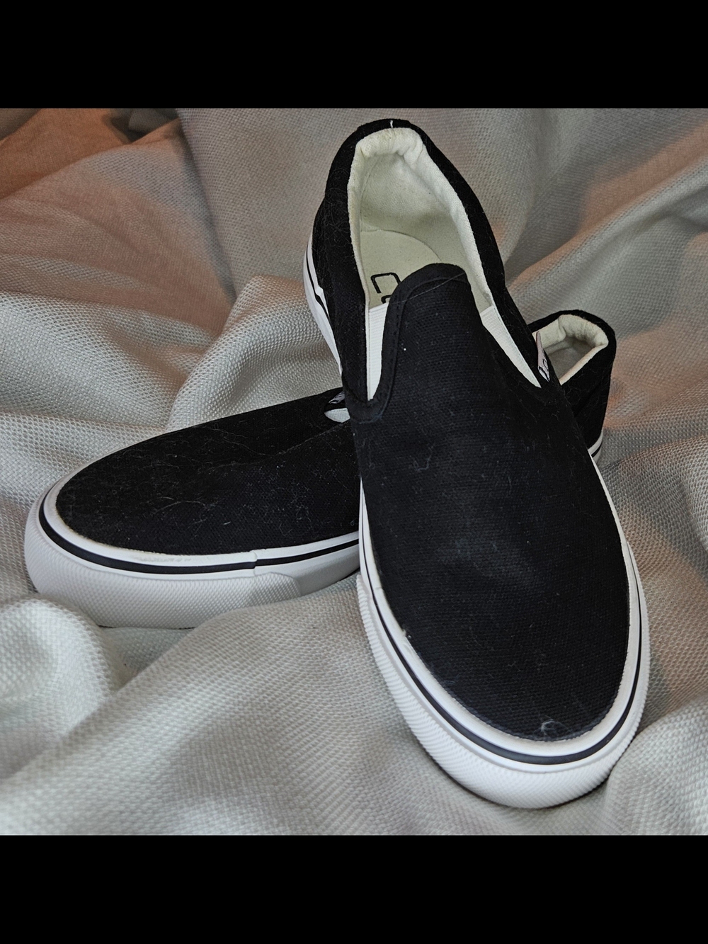 Cull4U Women's Classic Slip-On Trainer Shoe Size 7